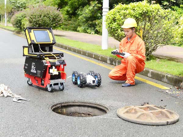 凤凰管道机器人检测