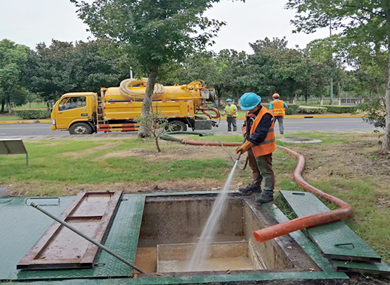 凤凰化油池清理